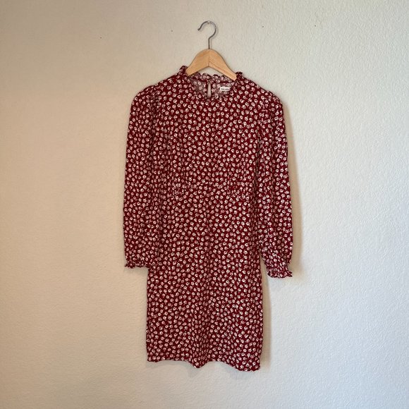 Reformation Leora Dress | Size: 2 | Color: Red + White Floral - Picture 4 of 8